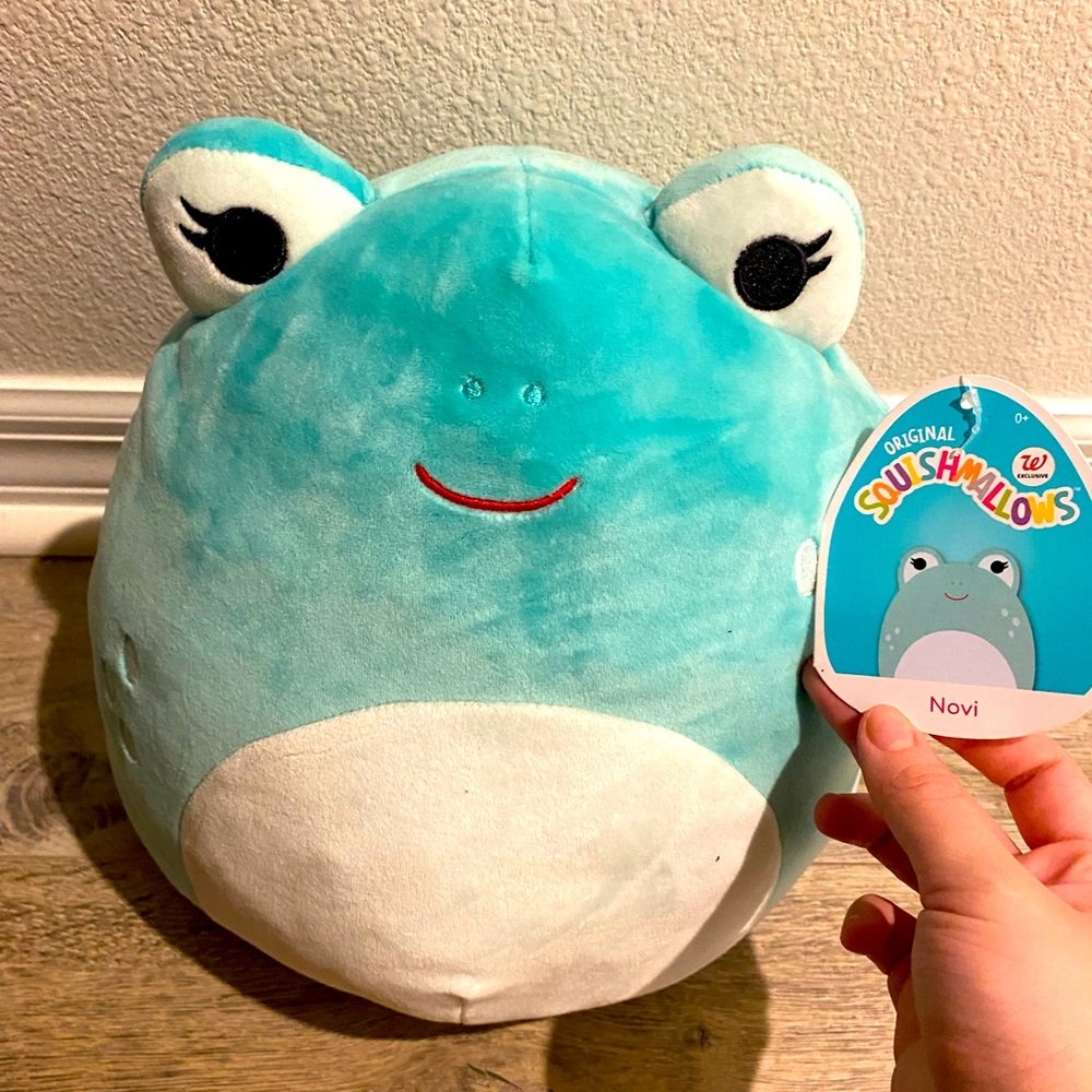 Novi frog squishmallows 12in